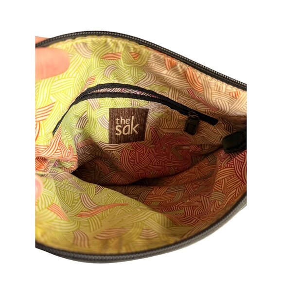 The Sak Gray Leather Crossbody Bag With Adjustable Strap & Multiple Pockets - Picture 5 of 6